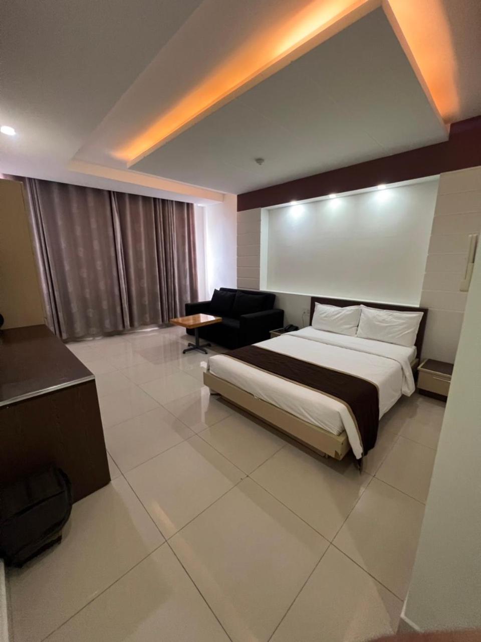Princess Hotel